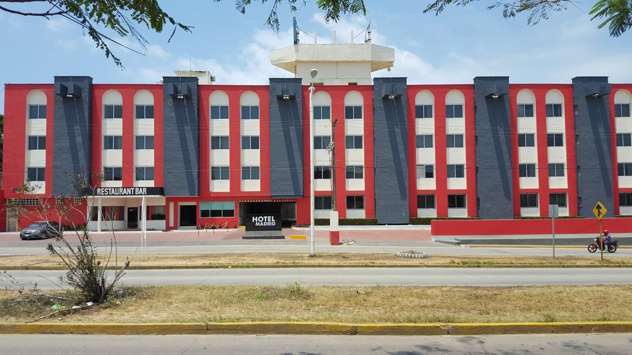 Hotel Madrid Minatitlán Exterior foto